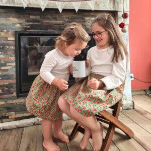 jupe liberty de noël pour enfant – artisanat du béarn, tailles 2 à 8 ans