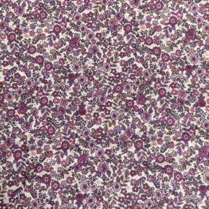 tissu coton imprimé fleurs violettes